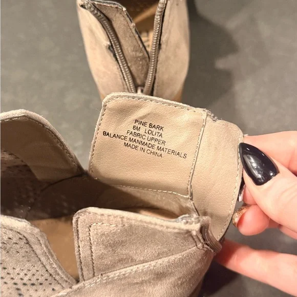 BKE Women’s Lolita Ankle Boot sz: 6 - Picture 7 of 7